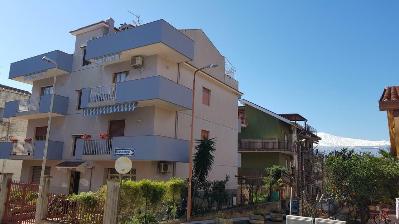 جيارديني ناكسوس B&B Mimosa المظهر الخارجي الصورة